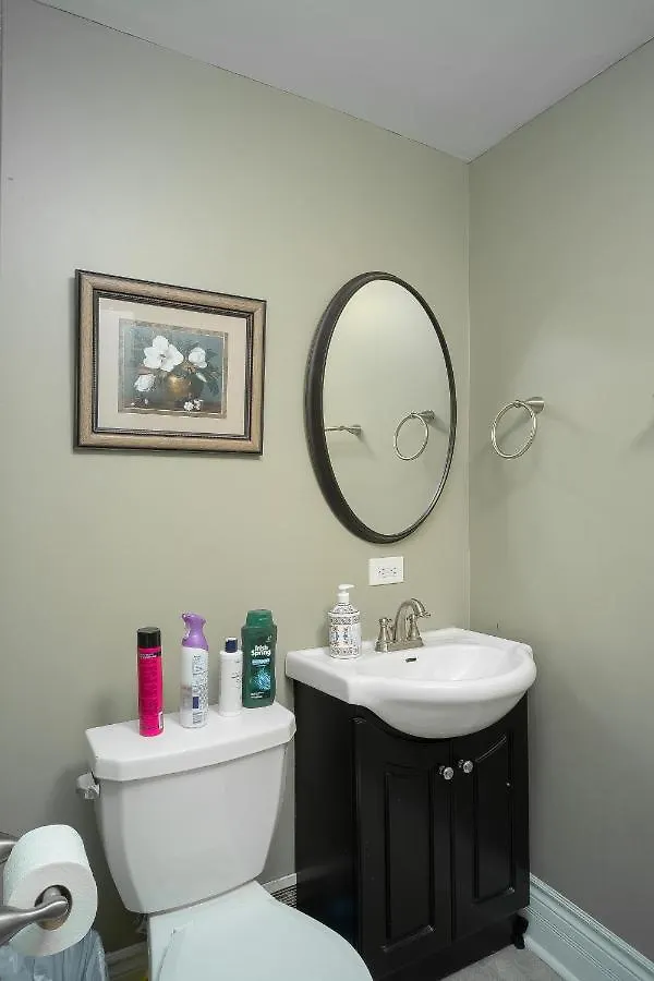 بيت ضيافة Room #4 Ottawa Downtown كندا