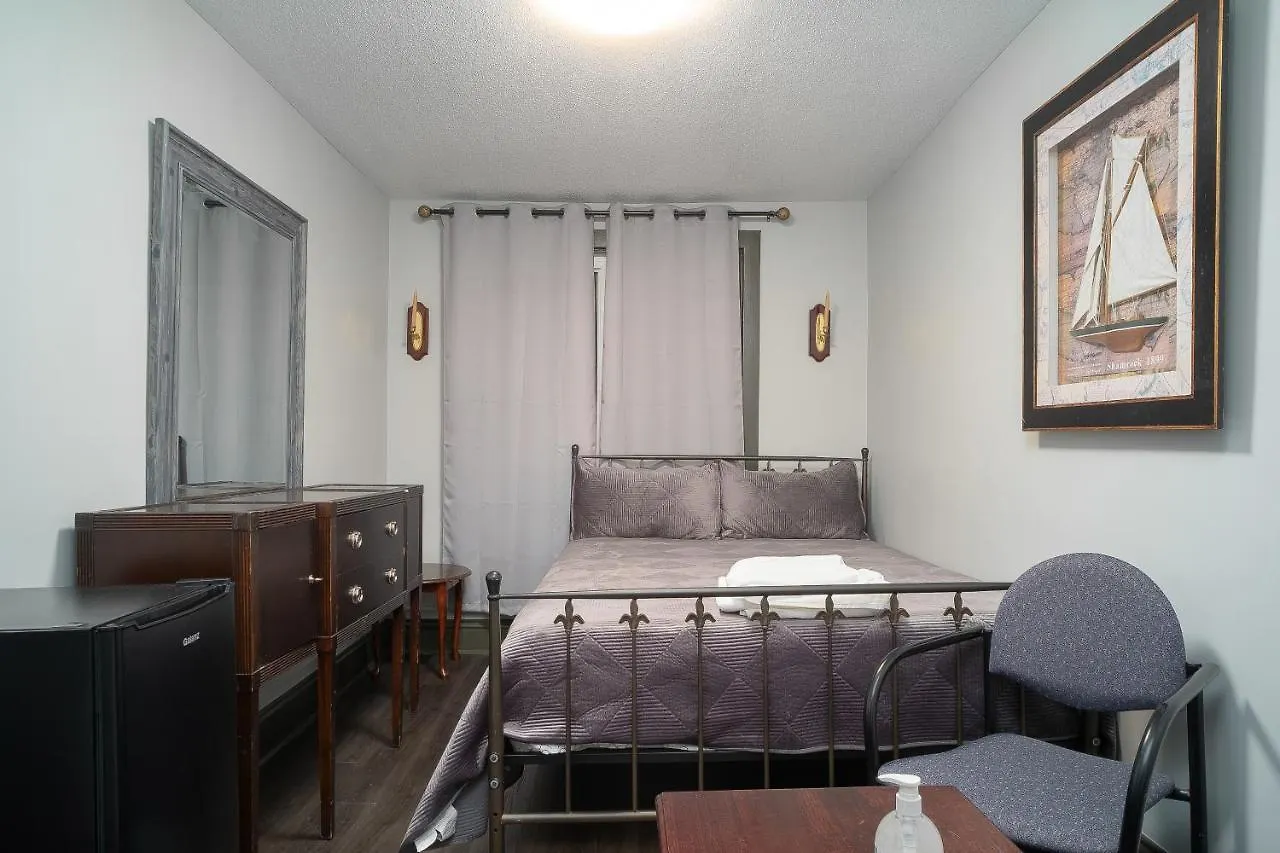 Room #4 Ottawa Downtown كندا